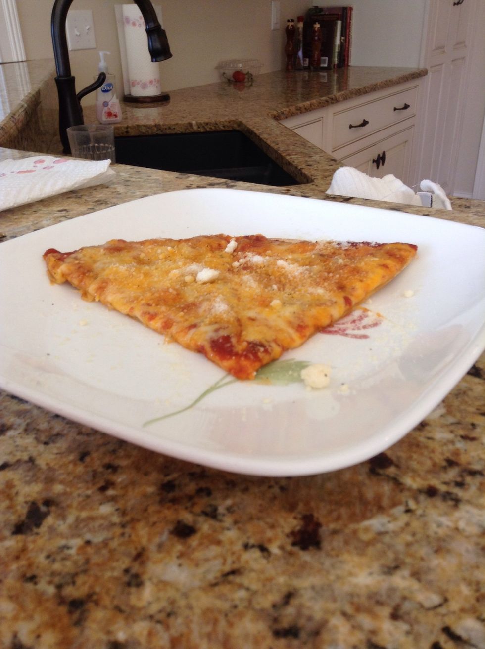 Lunch break, homemade pizza! Yum.\ud83d\ude09