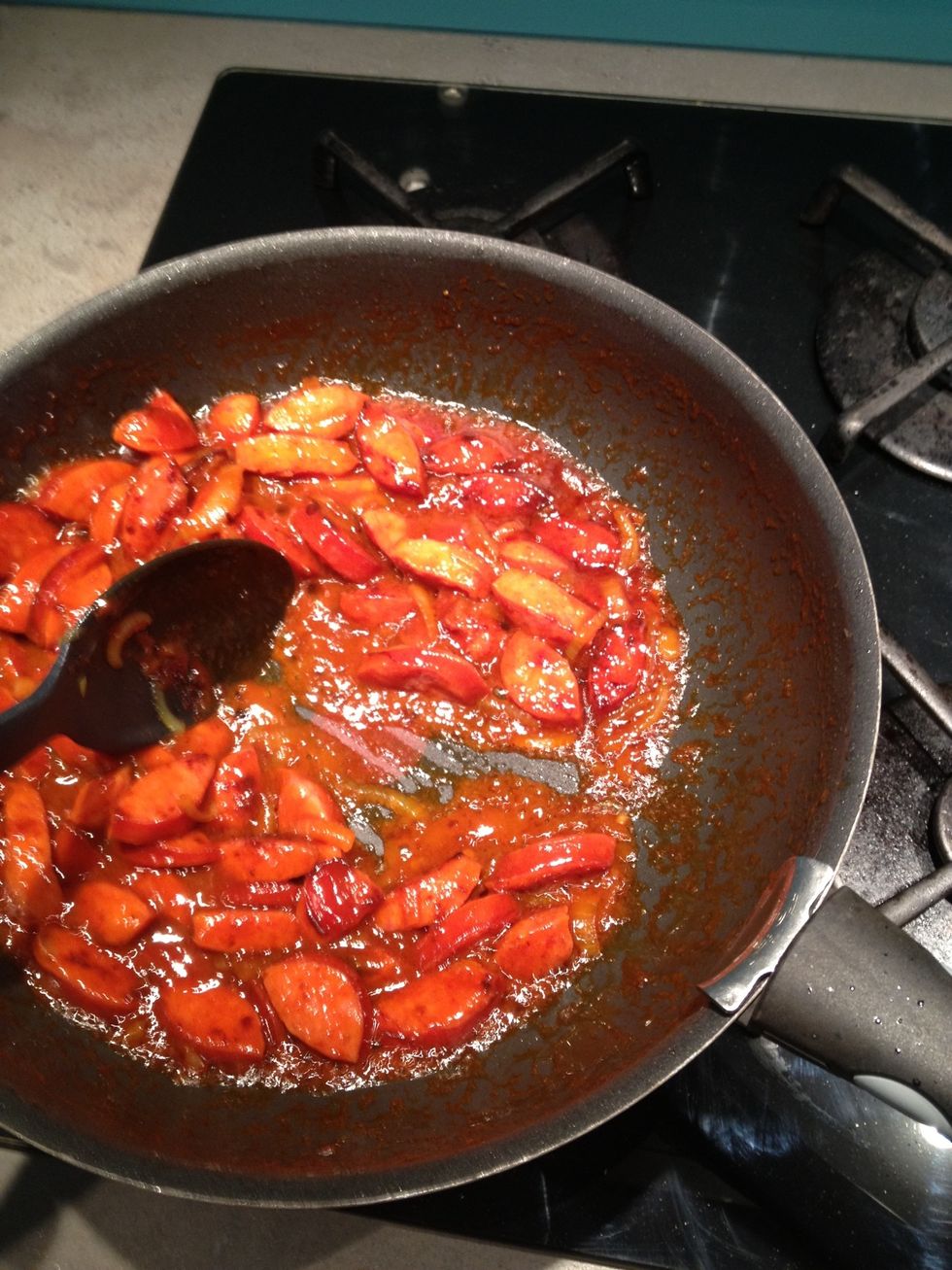 M\u00edch\u00e1me a\u017e se voda vyva\u0159\u00ed a cel\u00e9 se to spoj\u00ed a zhoustne.