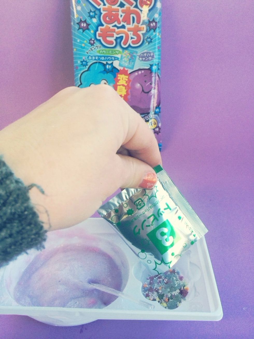 Magical Powder Time!!! Add SILVER GREEN Packet #3 to flower shaped spot on Right side of Tray