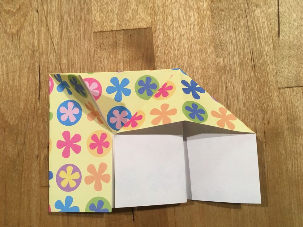 Make a mountain shaped fold