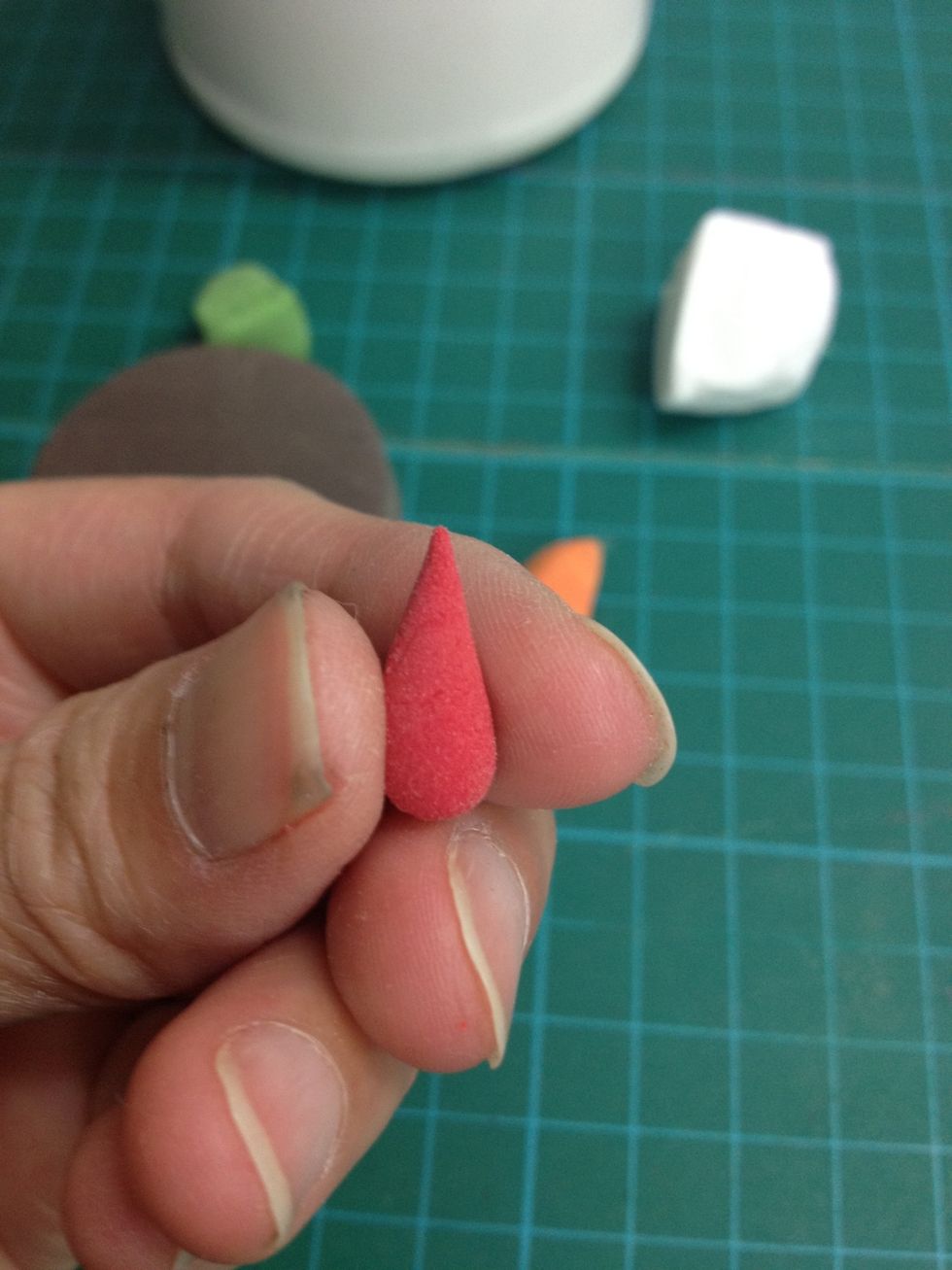 Make a red water drop.