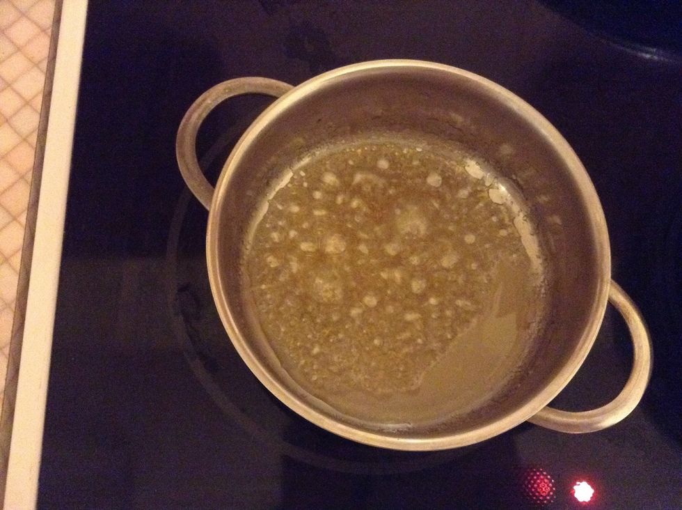 Make a sugar syrup: heat 3 tablespoons of sugar and 1 tablespoon of water until the complete dissolution