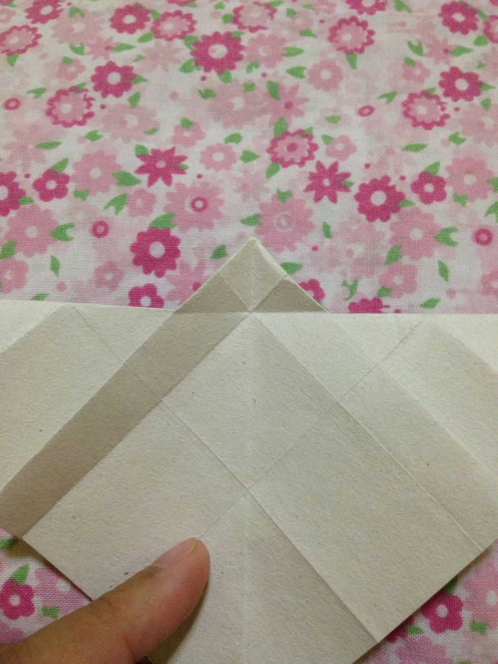 Make GOOD CREASES when doing this origami so it will look beautiful when you finished it.