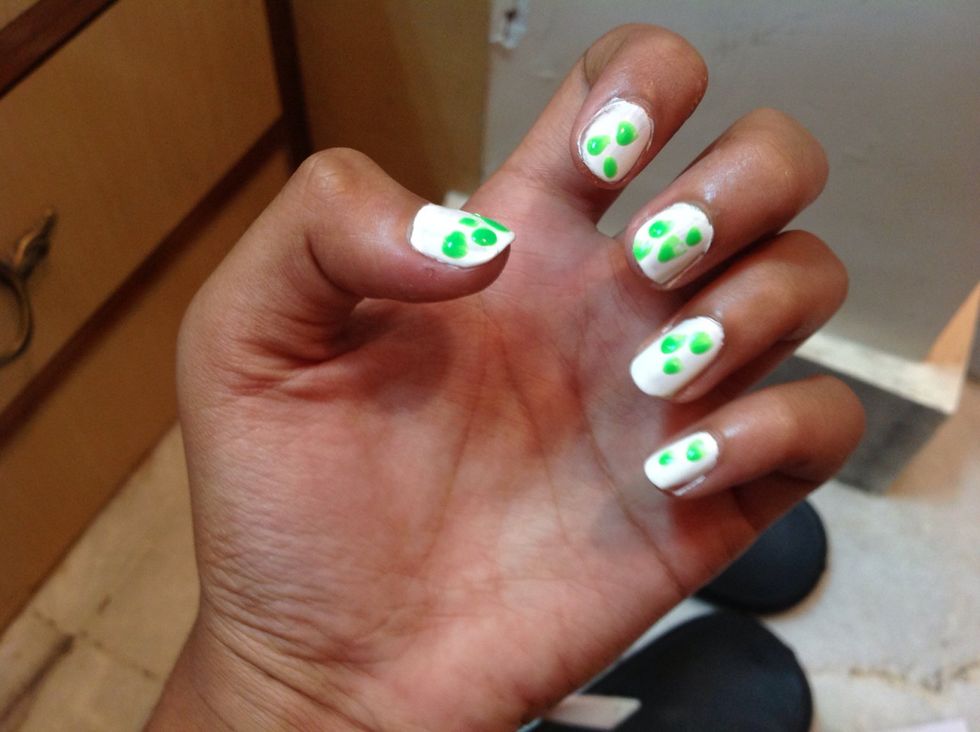 Make neon green dots with a dotting tool if u have.. I've used a normal brush..