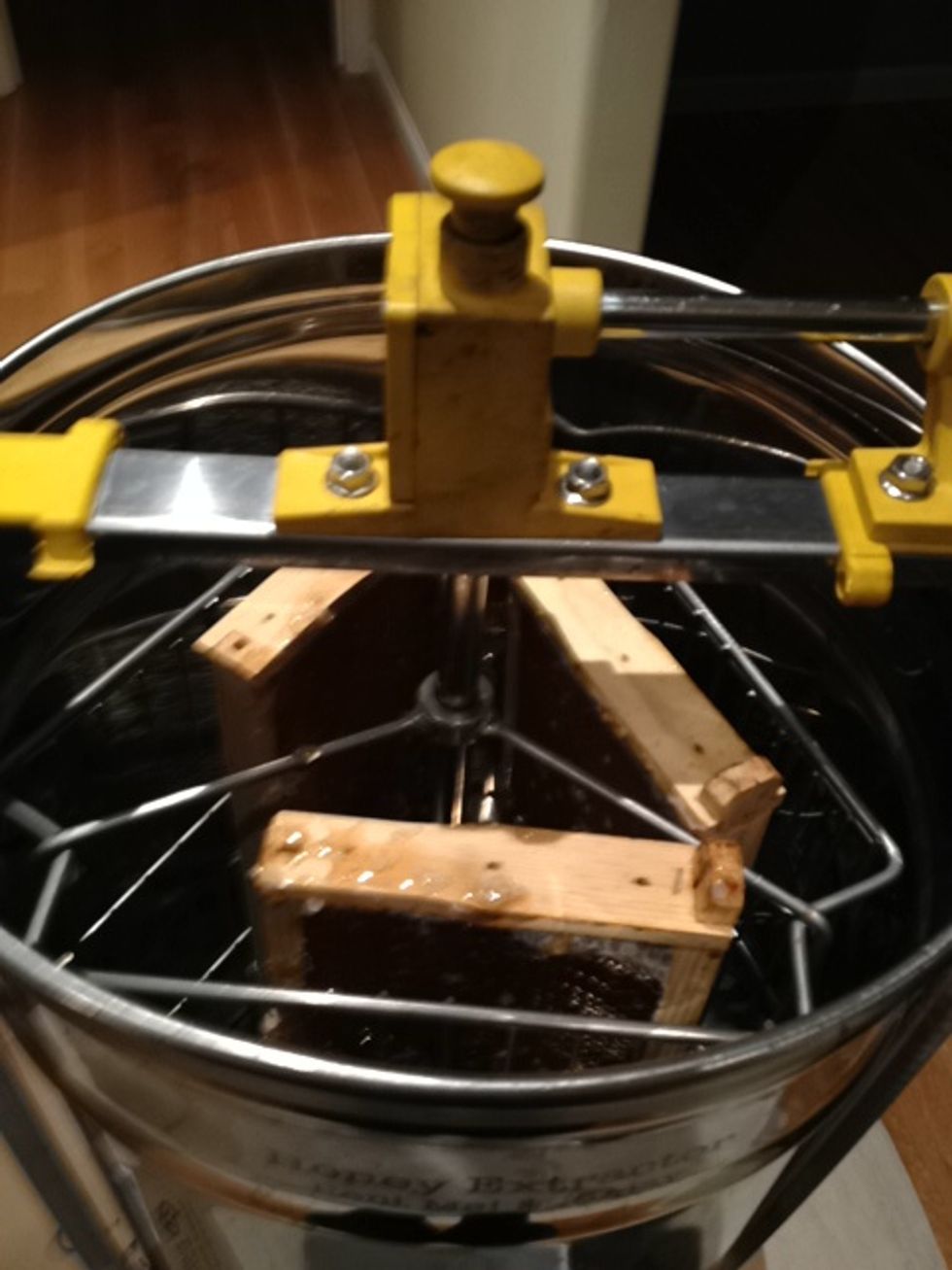 Make sure all slots are full before you begin.