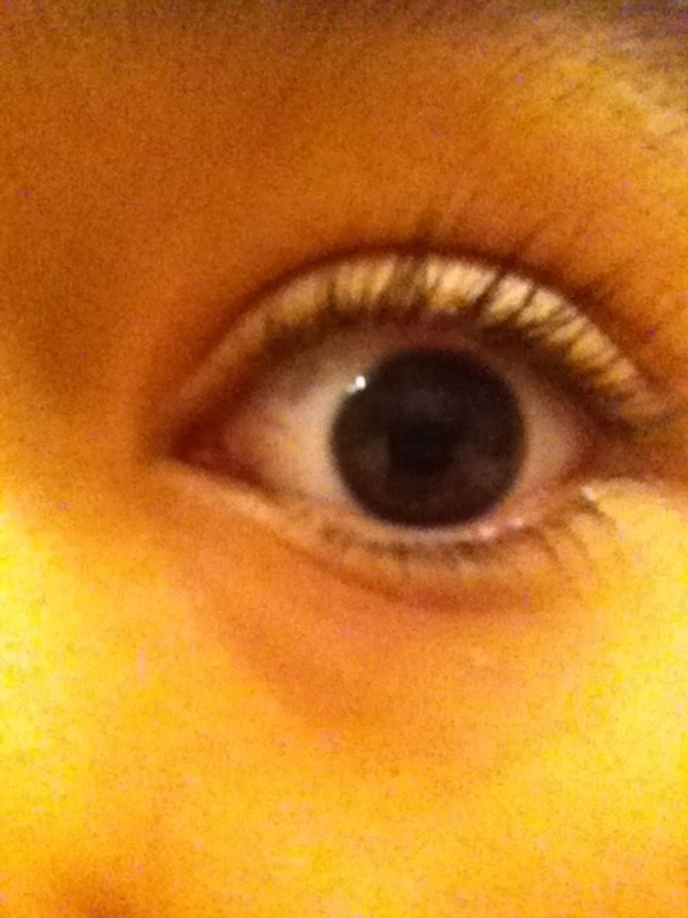 Make sure eyelashes are well separated with the eyebrow brush before the next step. These are my natural eyelashes. Not very long.
