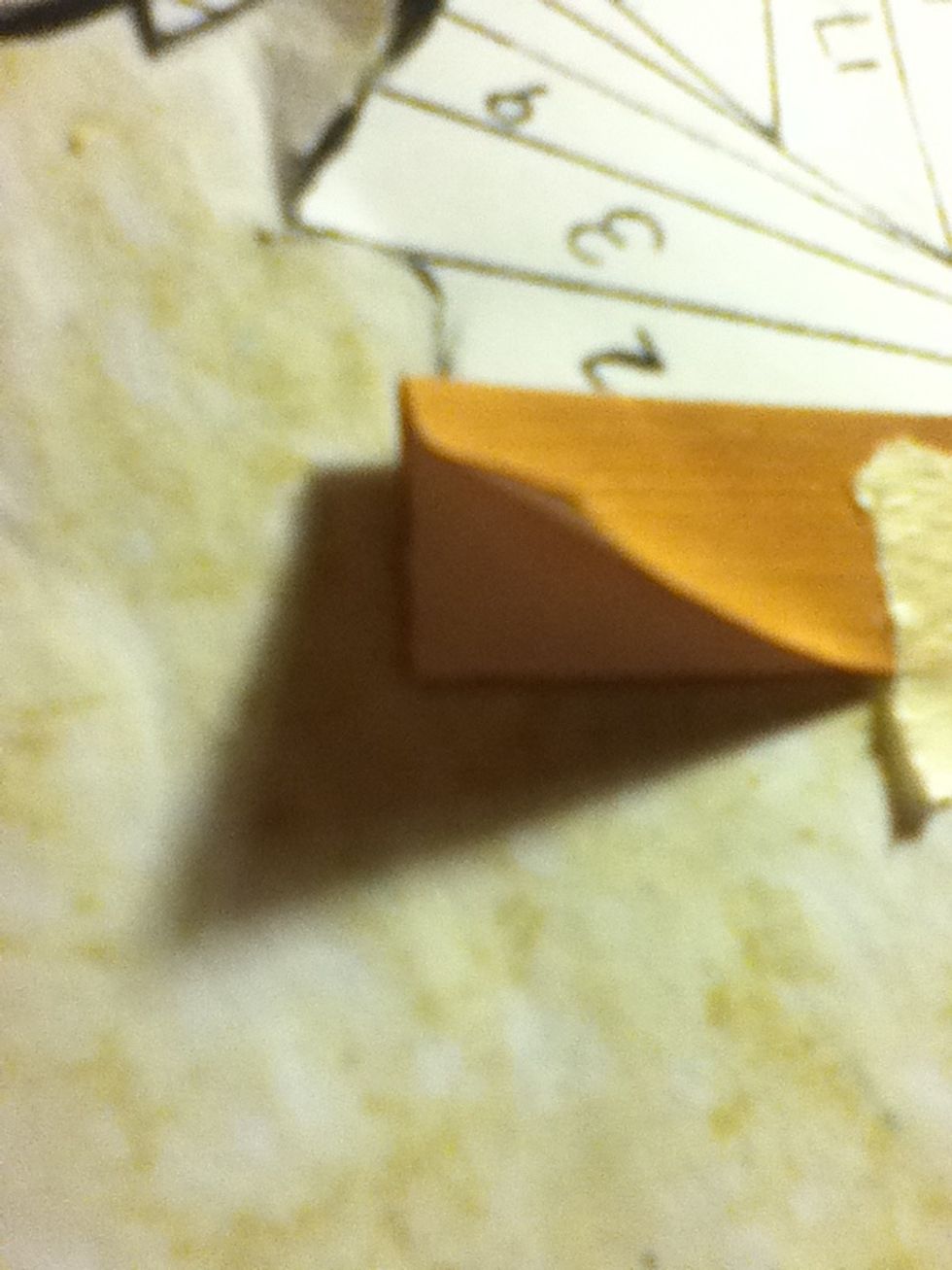 Make sure that the folded edge is always facing the 'Iris'