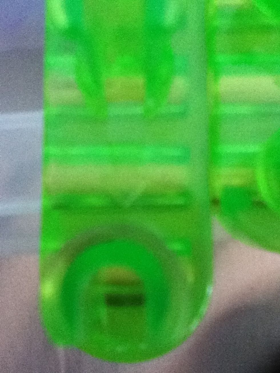 make sure that wen ur looming, the arrow is pointing at u