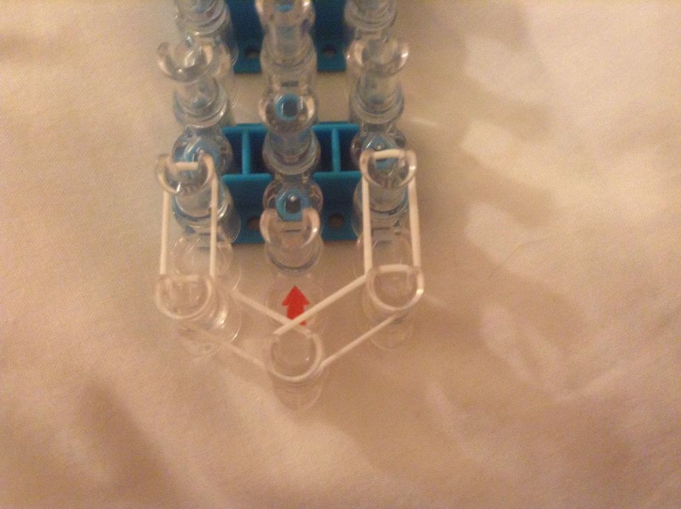 Make Sure The Arrow Is Facing Away From You! Put 3 White Bands On The Loom Like This !