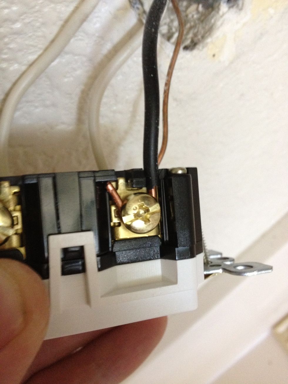 Make sure the black wire you put on the bottom is the "pair" that goes with the white wire you put on the bottom on the other side. They're meant to be together so let's keep them that way!