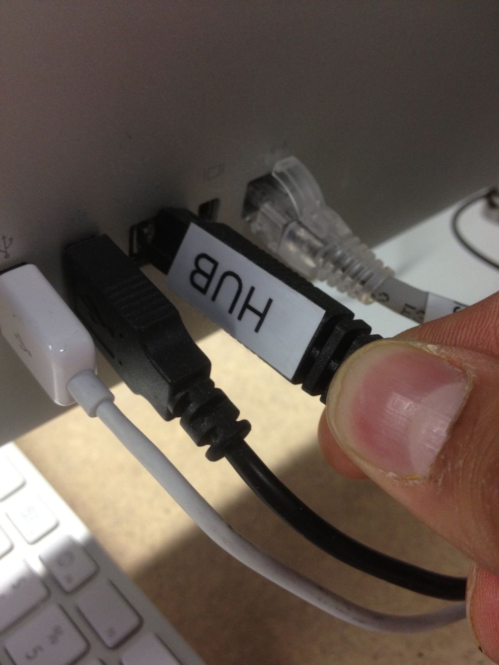 Make sure the hub FireWire 800 cable is connected to the iMac in the back. If you have an external drive you can daisy chain the hub to the drive, and connect that to the iMac instead.