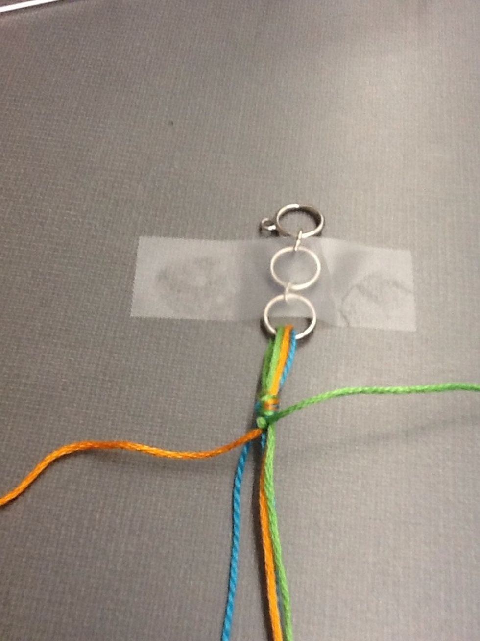Make sure the knot reaches the very top
