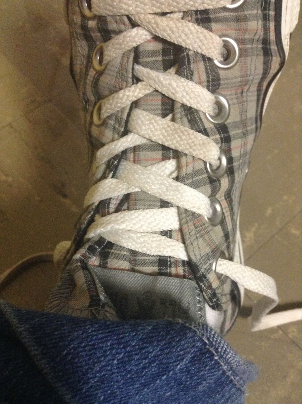 Make sure the laces are nice and snug around your foot.
