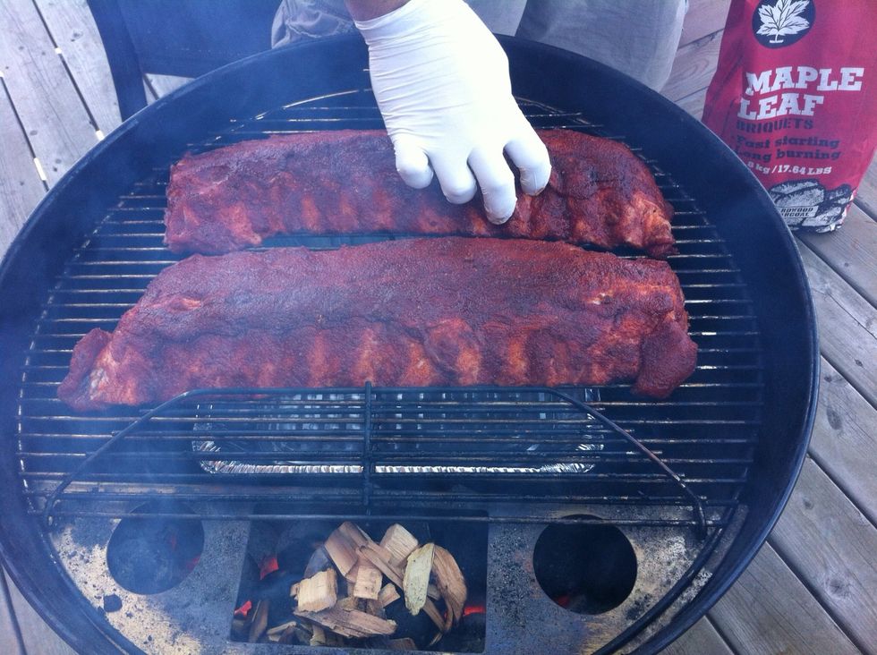 How to smoke baby back ribs on a weber kettle grill B+C Guides