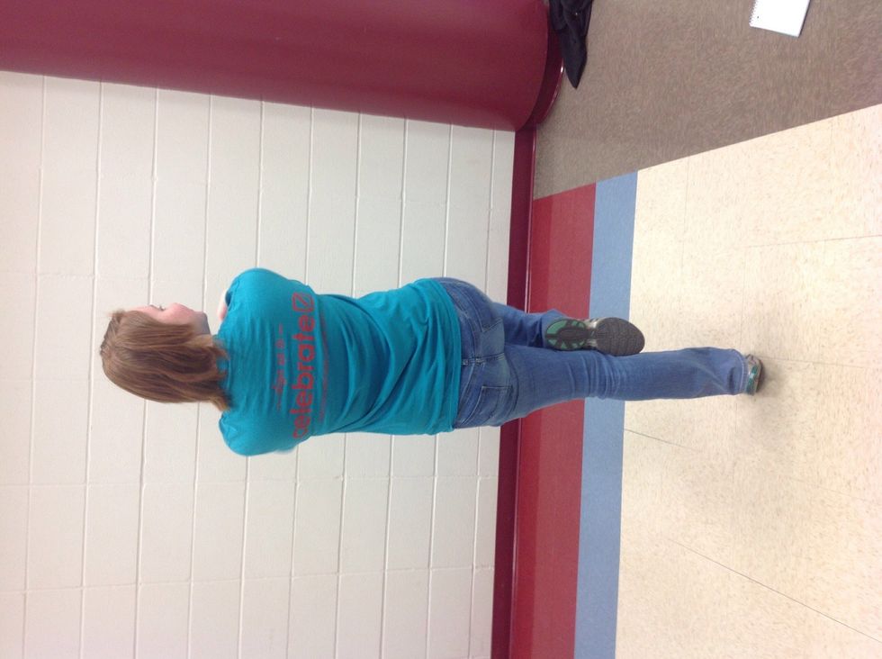 Make sure throughout the whole time you're turning you're up on your toes, with your heel off the ground