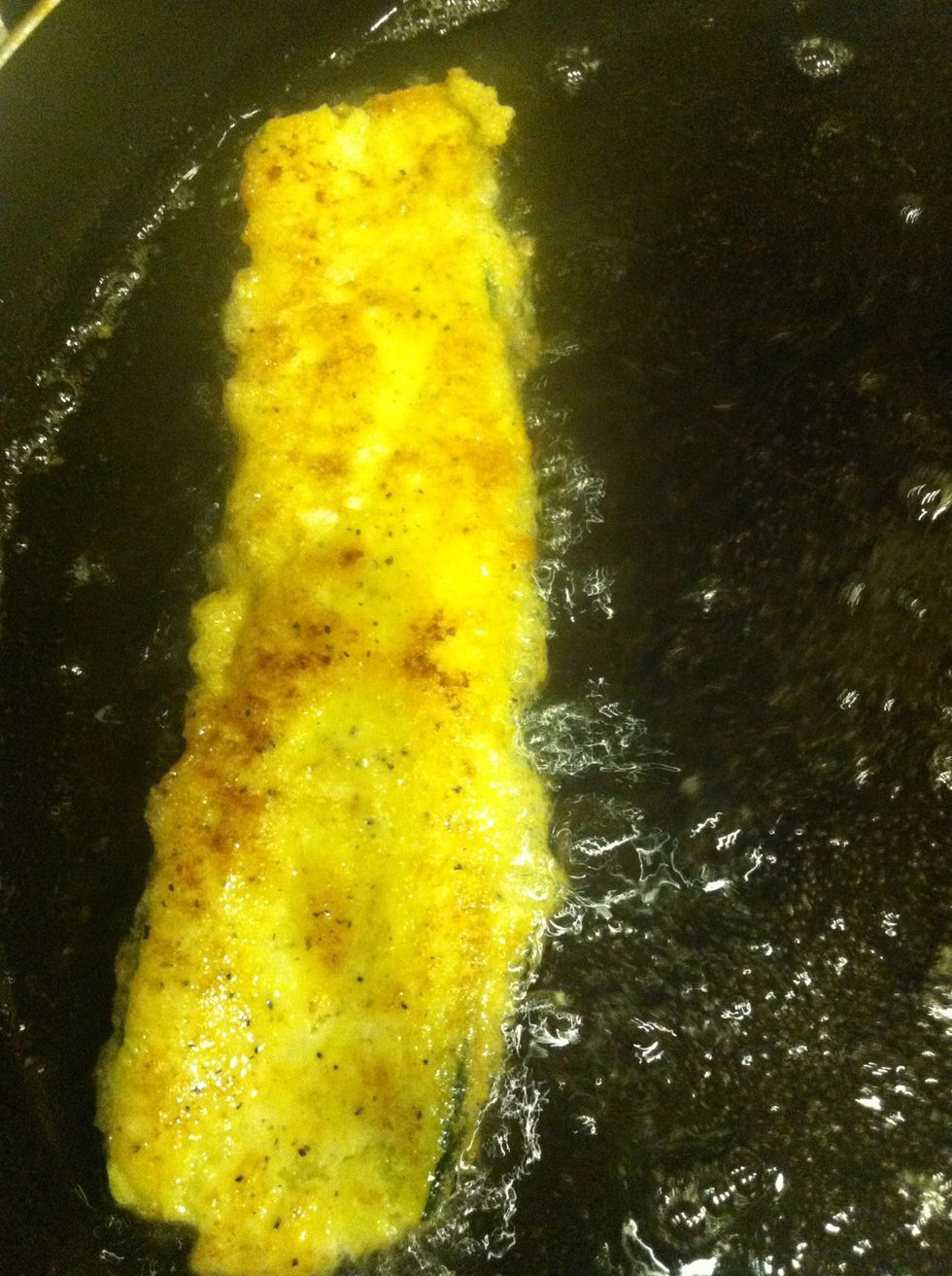 Make sure to fry both sides & make sure cheese is golden Brown before you flip it \u27a1