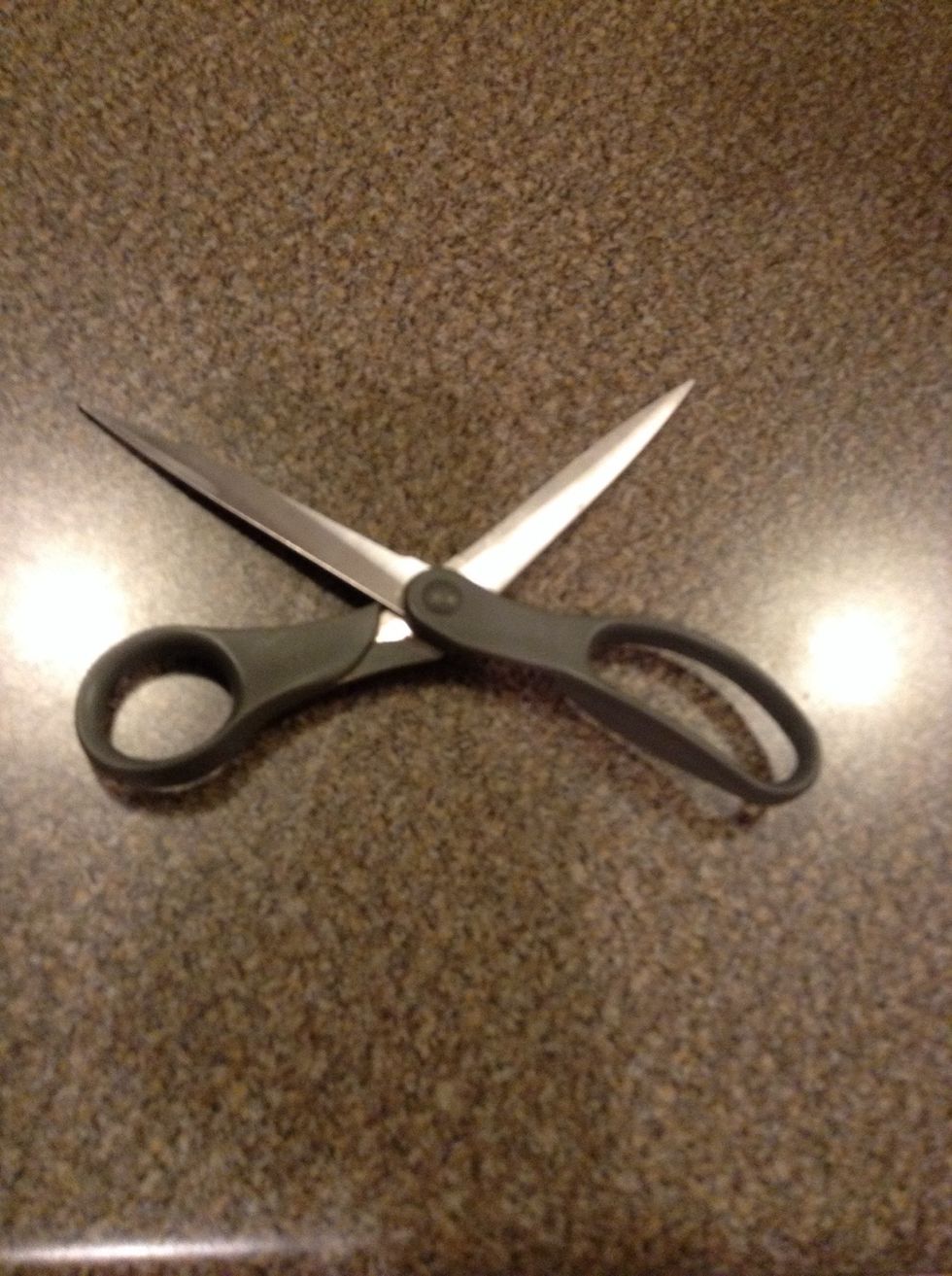 Make sure ur scissors look like this