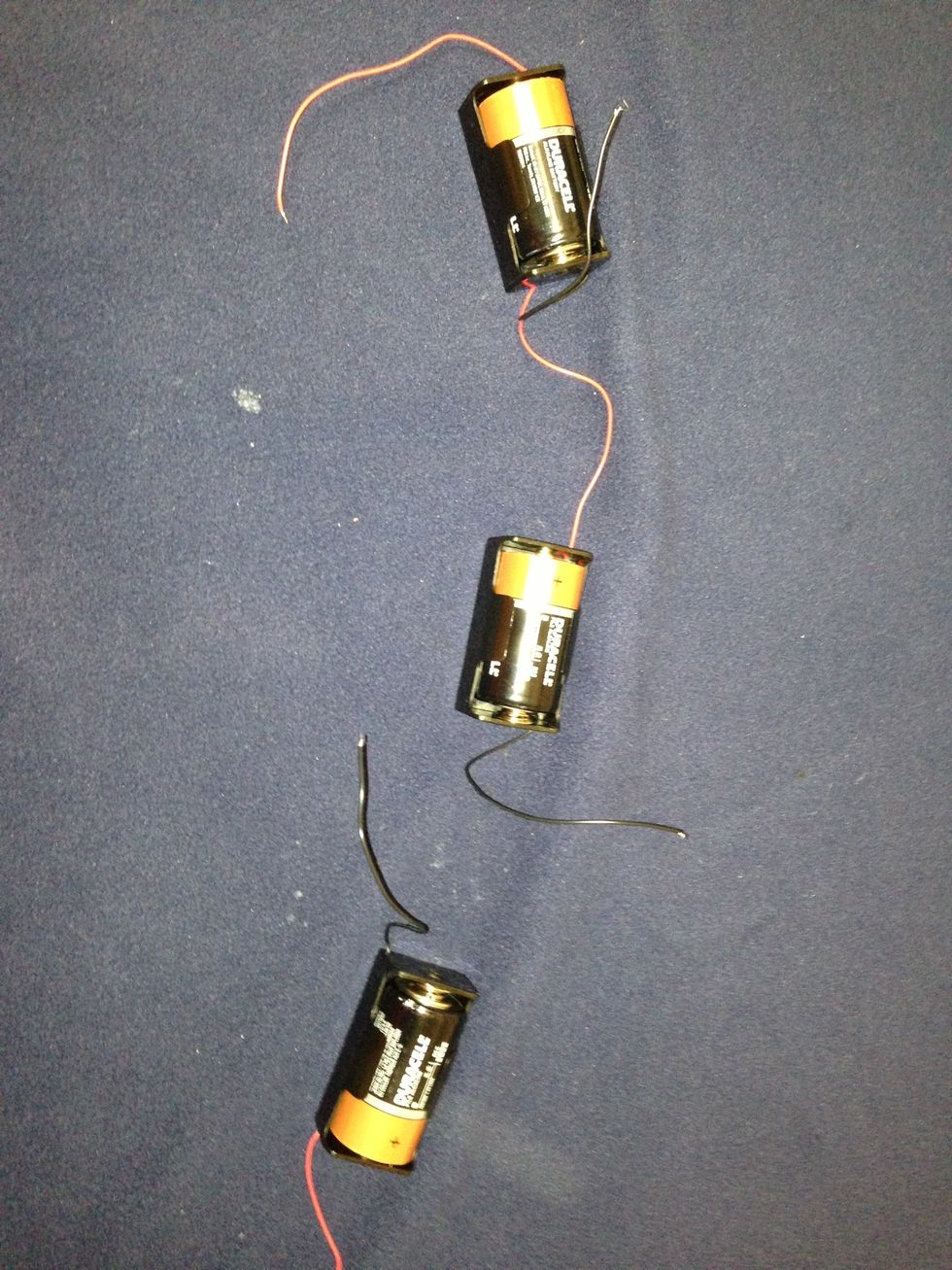 How to power a light bulb using a series circuit B+C Guides