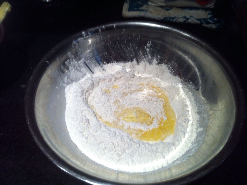 -Make well in flour -Pour eggs - sift flour into eggs slowly