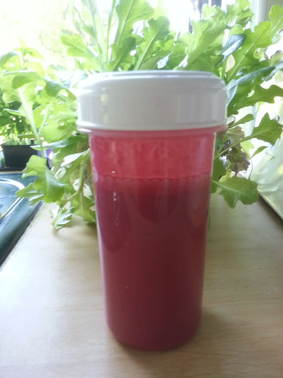 Makes 2 glasses. Drink one and put the other in the fridge for later.
