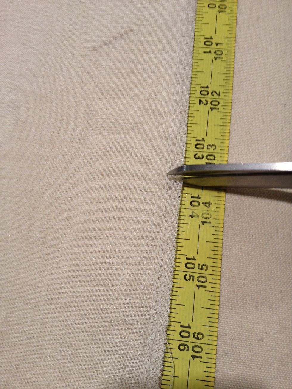 Mark the length of your panel and make a small clip with your scissors.