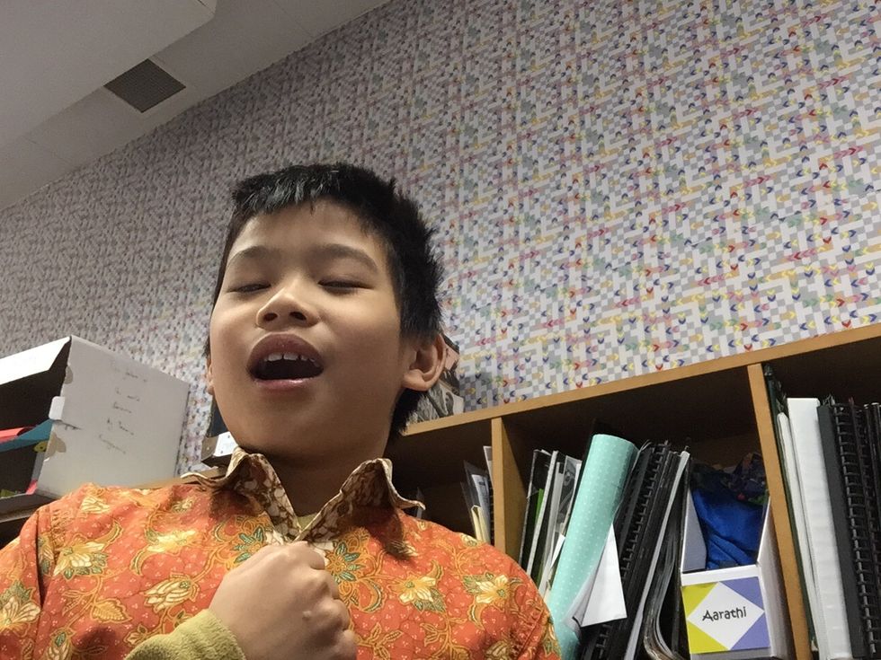 Mature way to replying for not listening is "Pardon?"