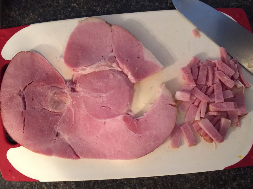 Meanwhile, cut up the ham. Small pieces or slivers.