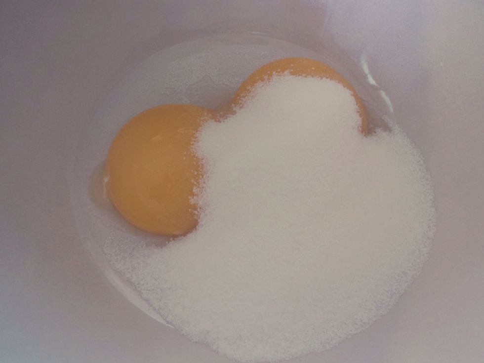 Meanwhile, get started on the chocolate custard. Mix together the egg yolks and 2 1/2 tbsp of sugar.
