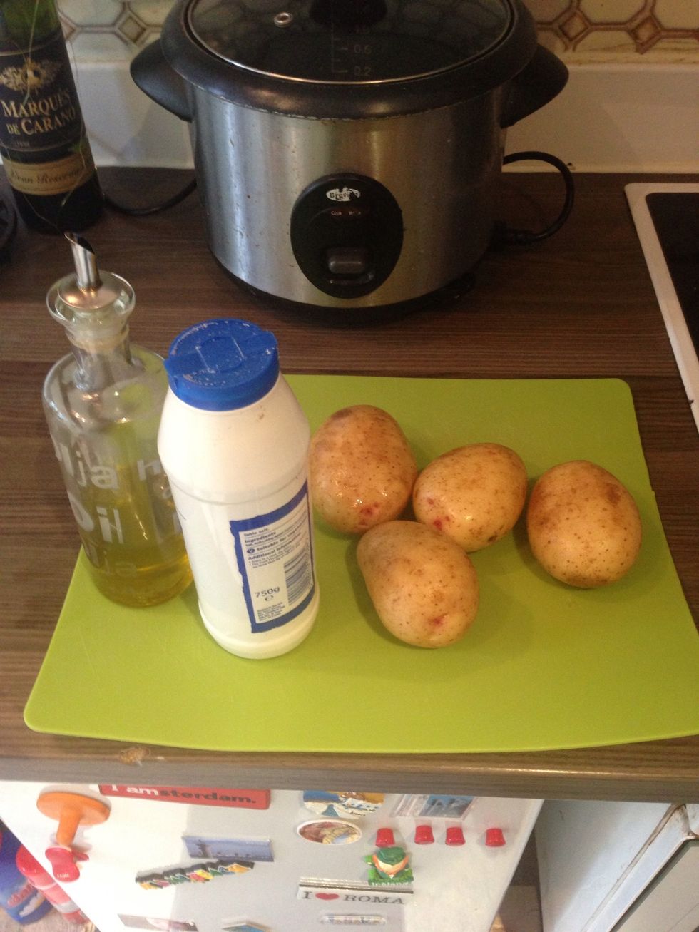 Meanwhile wash your potatoes and keep you're olive oil and salt out \ud83d\ude00