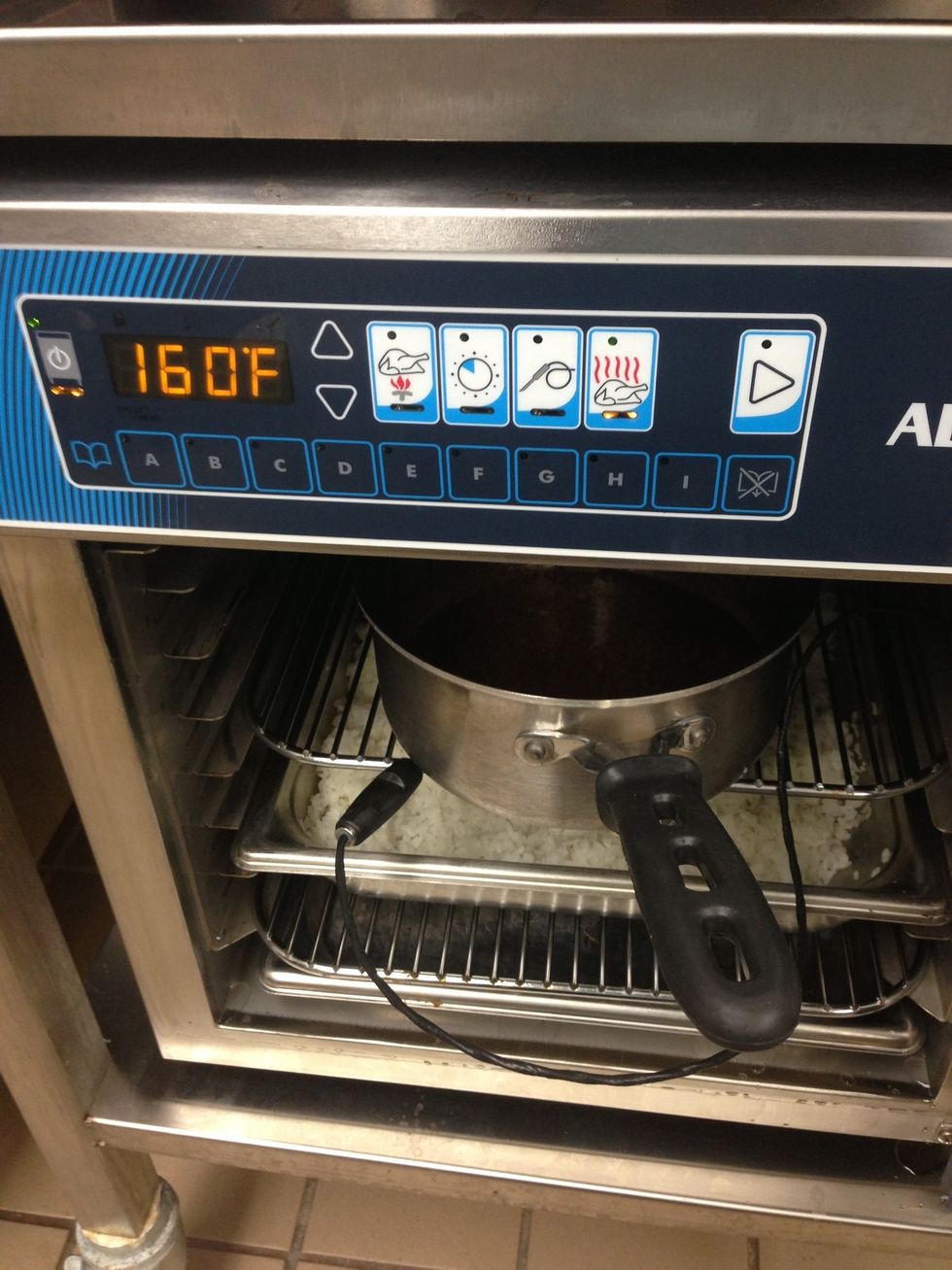 Meanwhile you can keep your rice and sauce ready in the cook and hold.