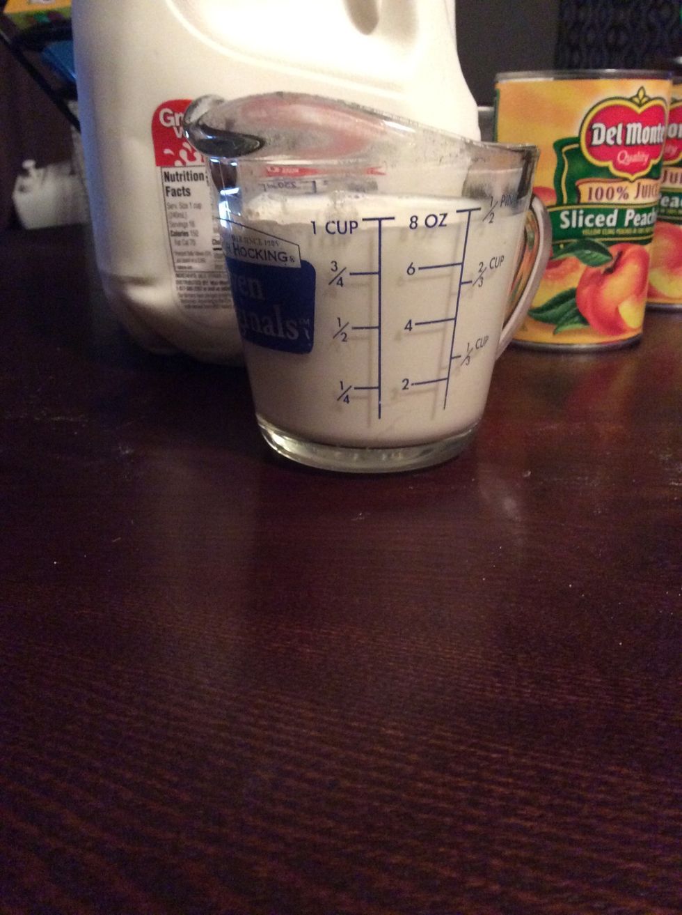 Measure 1 cup of milk