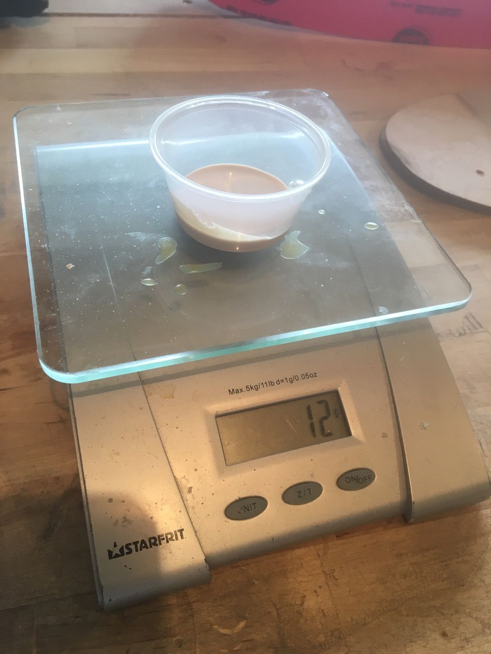 Measure 12-14 grams of Titebond III into a small container.