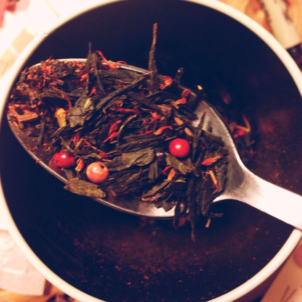 Measure 1tsp of tea per sachet.