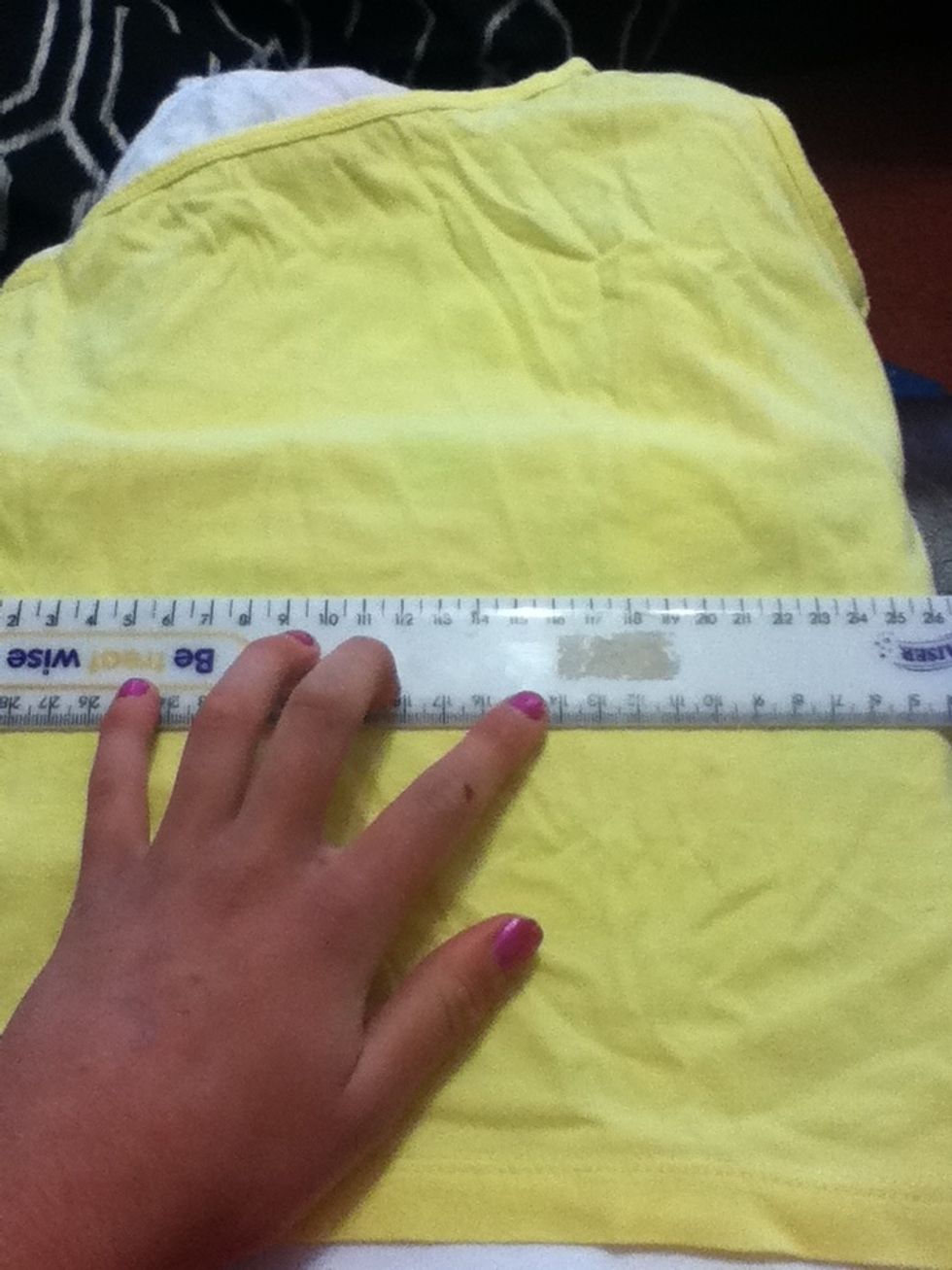 Measure out the sack. I did mine 20cm by 10cm.