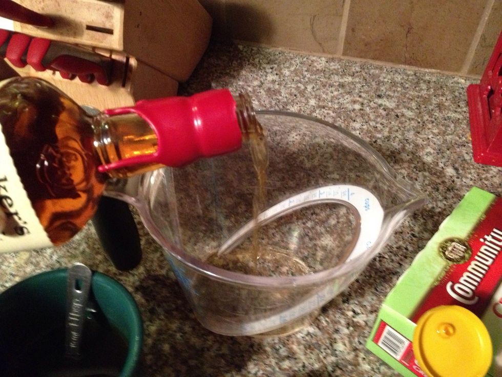 Measure out the whiskey 1.5 ounces