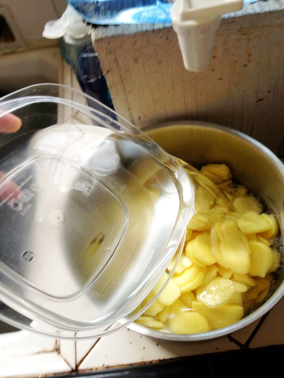 Measure out two parts water.