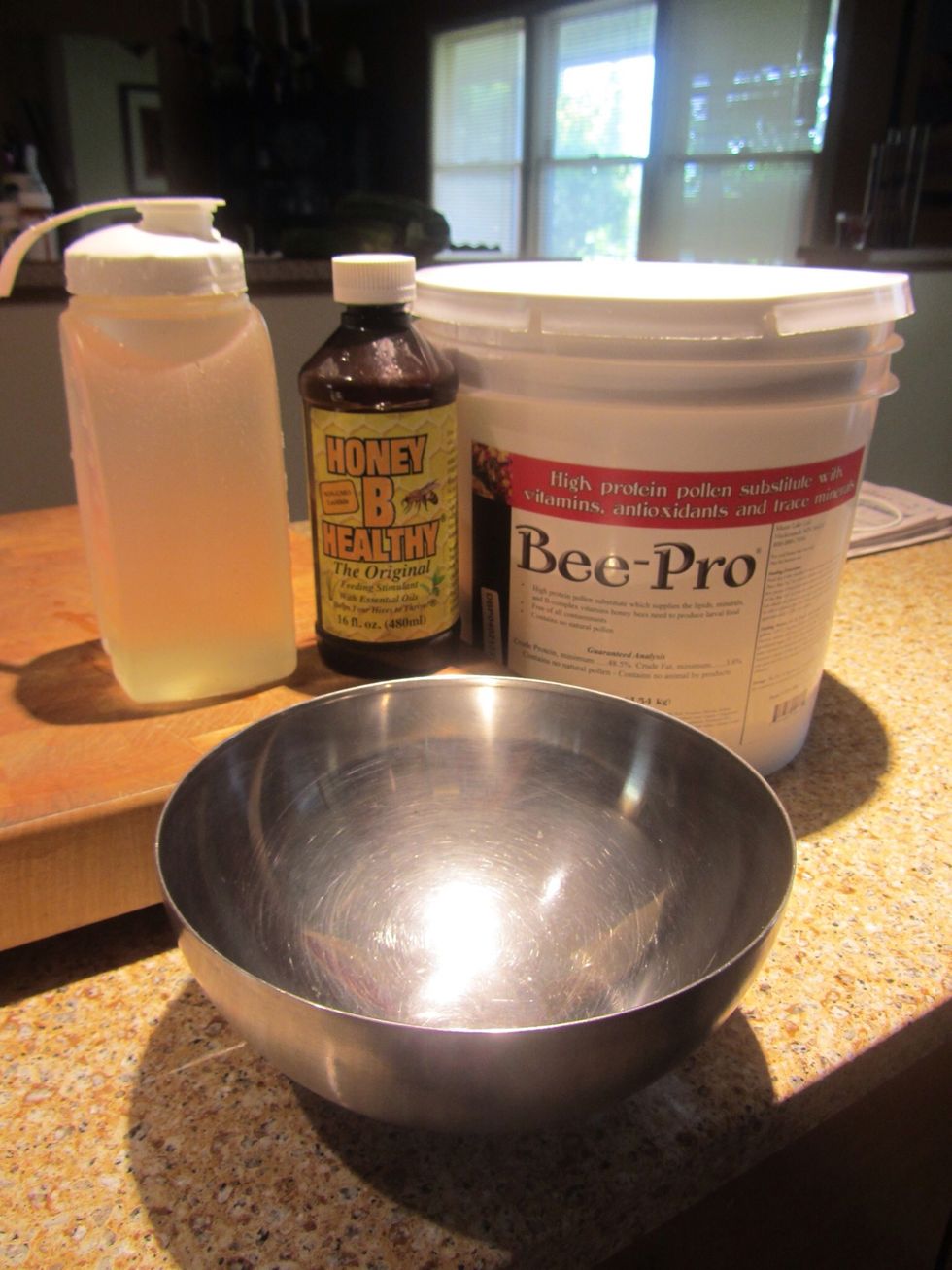 How to make pollen patties for bees B+C Guides