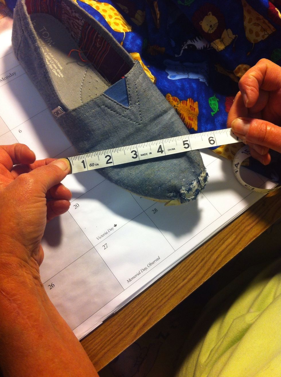 Measure the area where you want your fabric to go. This is for both TOMS shoes. (this step is optional)