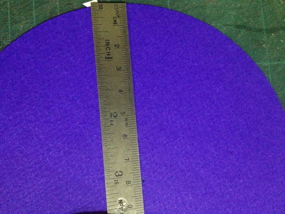 Measure the diameter, divide into 2, and minus 0.5-1cm.
