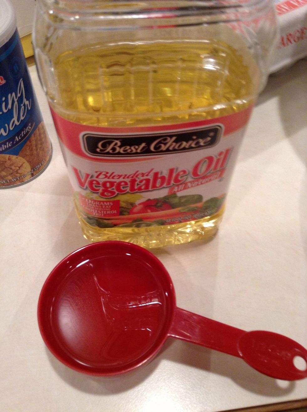 Measure the vegetable oil