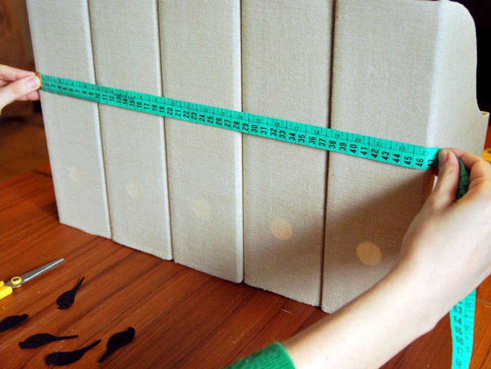 Measure the width of all boxes together.