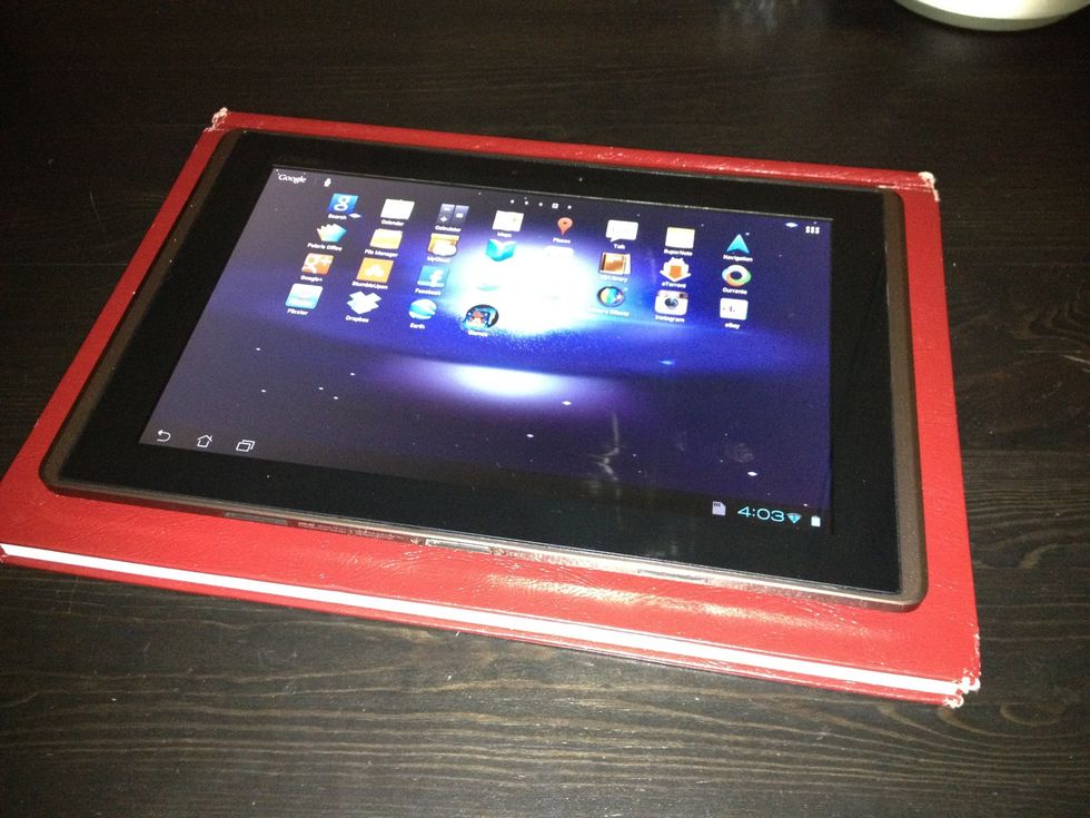 How to turn an old book into tablet case B+C Guides