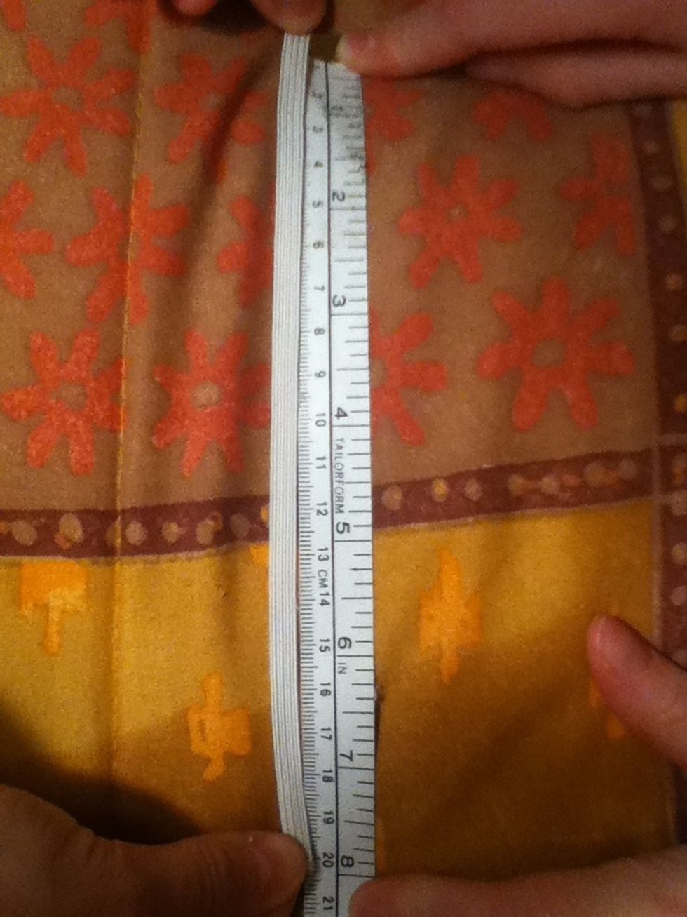Measure your elastic : 20 centimeters. (you have enough to make a node ;)