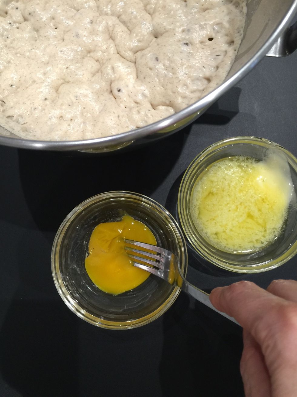 Melt the butter, beat the egg yolk .. A bit