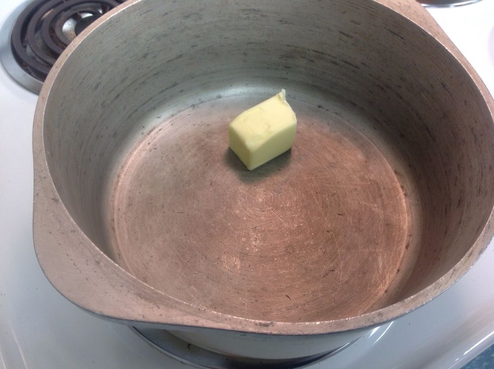 Melt the butter in the pan