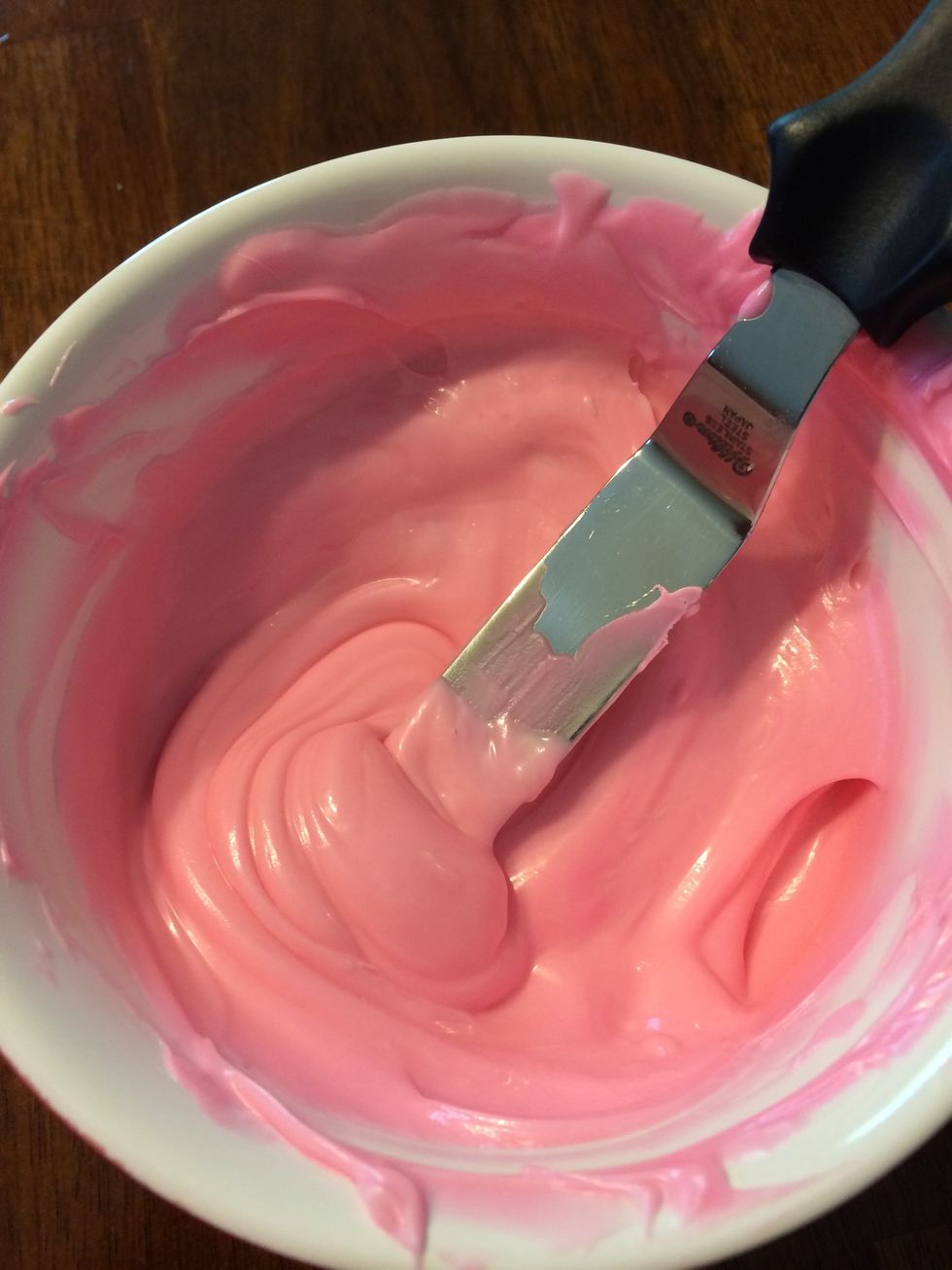 Melt the chocolate using the instructions on the back of the melting chocolate