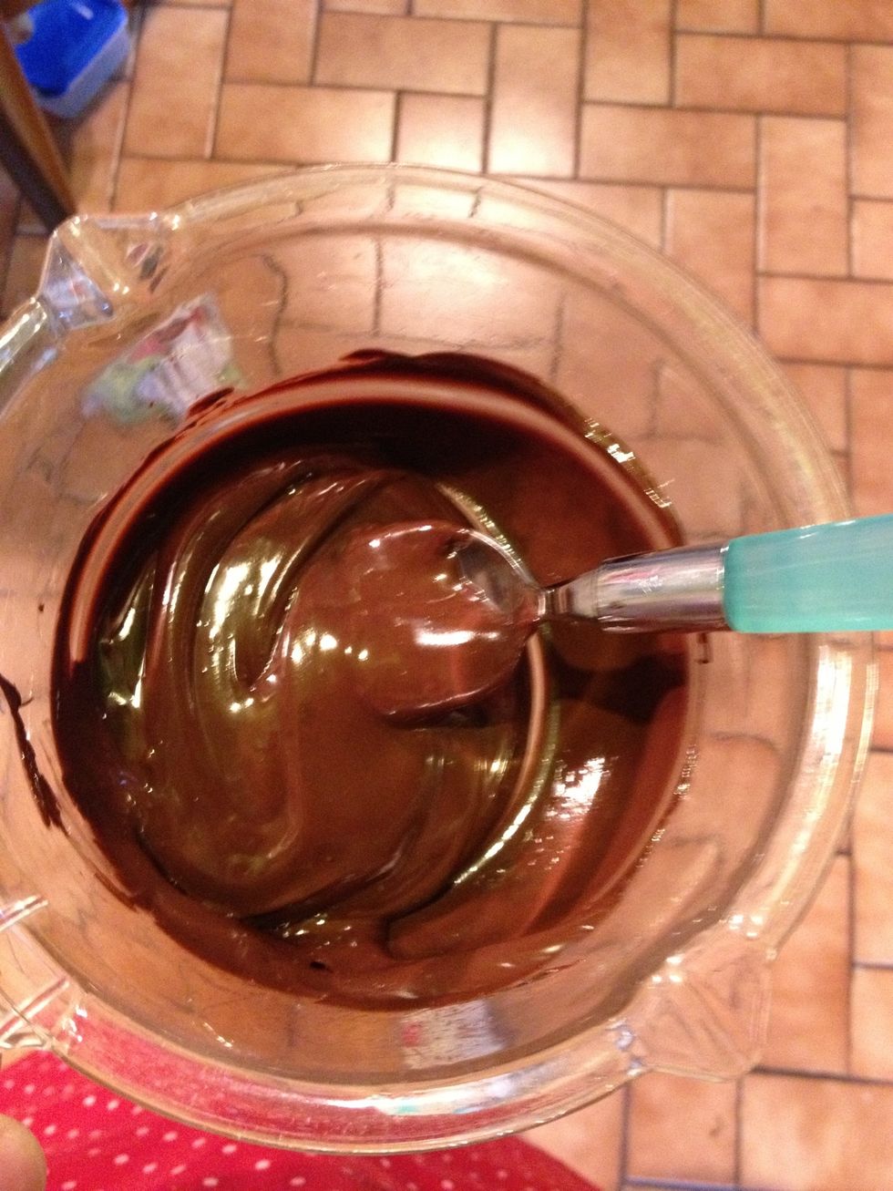 Meltio the chocolate... I use French plain chocolate 70%, and dark is better, but I imagine this would work with whatever, just vary the amount of milk a little if you dont like plain.