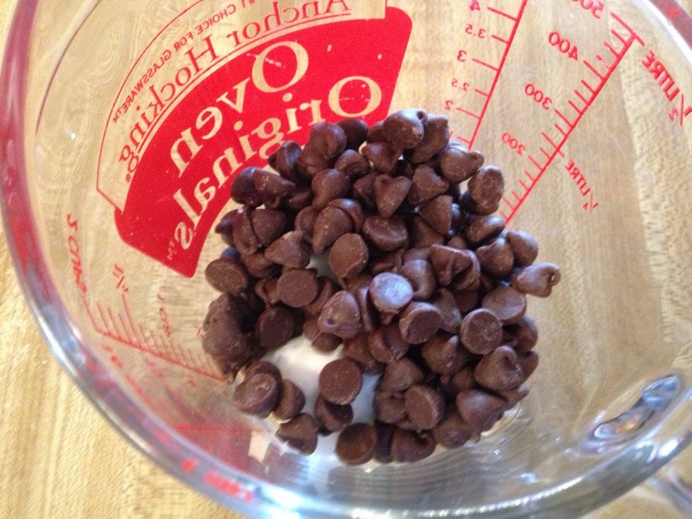 Microwave remaining 1:2 cup chocolate morsels and shortening. For 30 seconds or until melted.