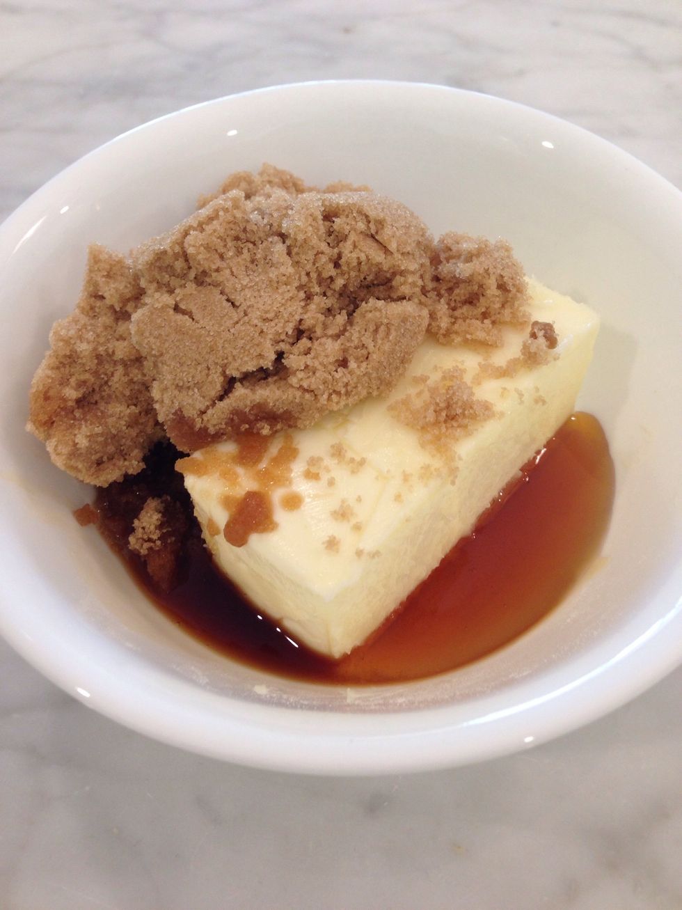 Min butter , brown , honey, vanilla in a bolw