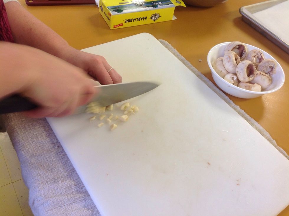 Mince garlic.